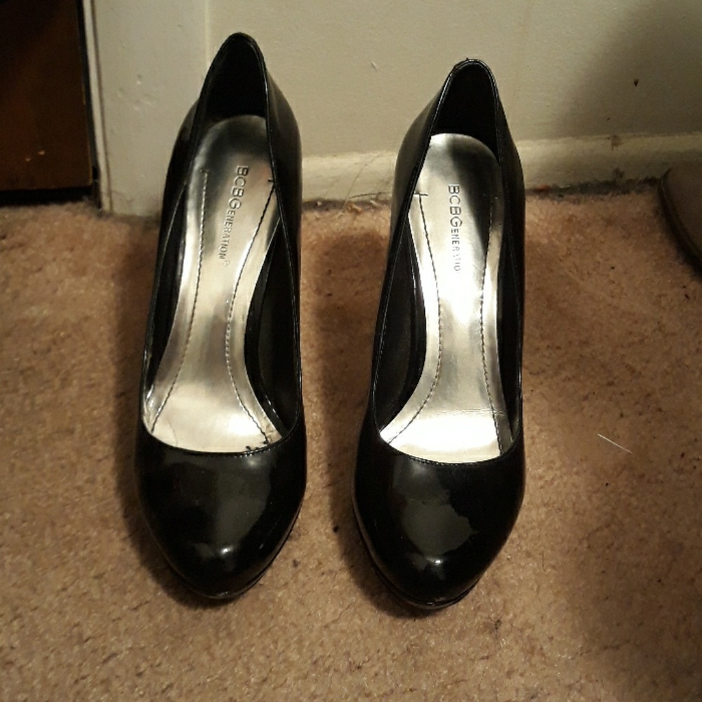 Plain black heels